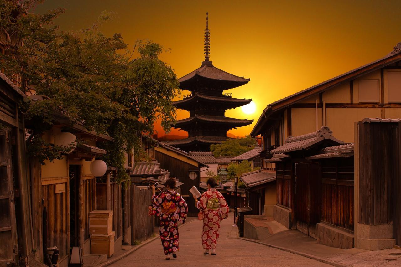 Sakura Fushimi Inari * Kyoto
